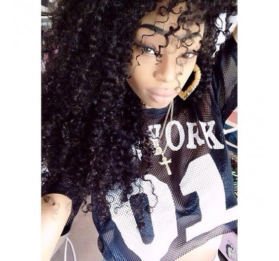 Kinky Curly Bundles - Image 4